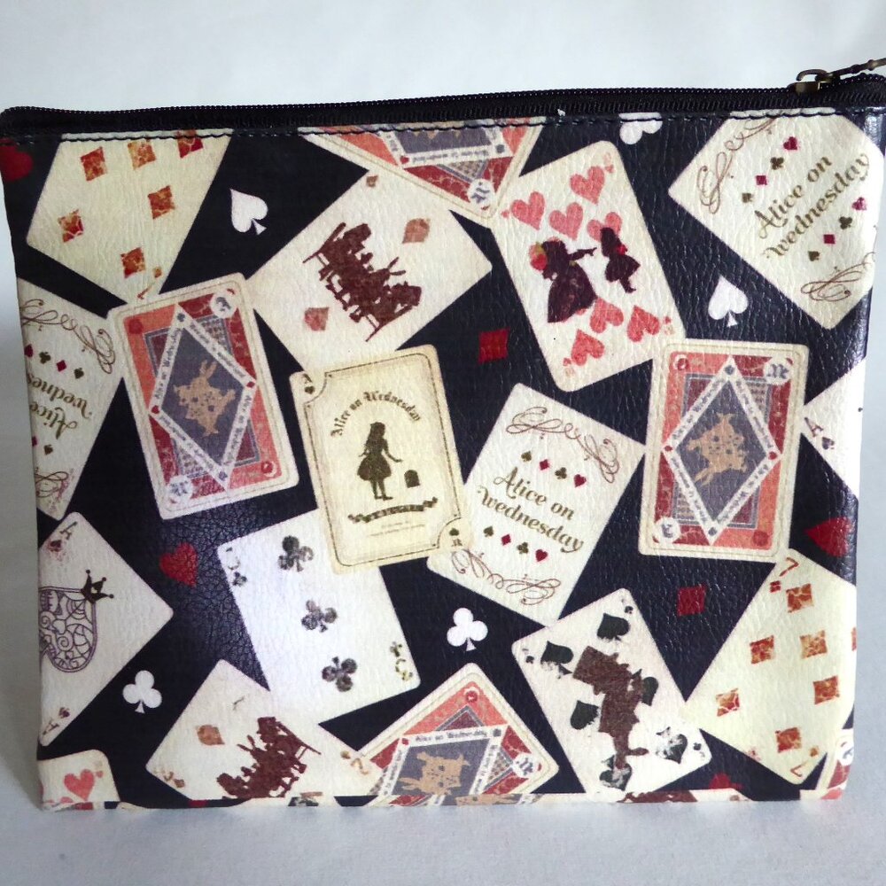 JAPAN JAPANESE ALICE ON WEDNESDAY WONDERLAND ZIPPERED POUCH (PRE-OWNED) - Picture 2 of 7